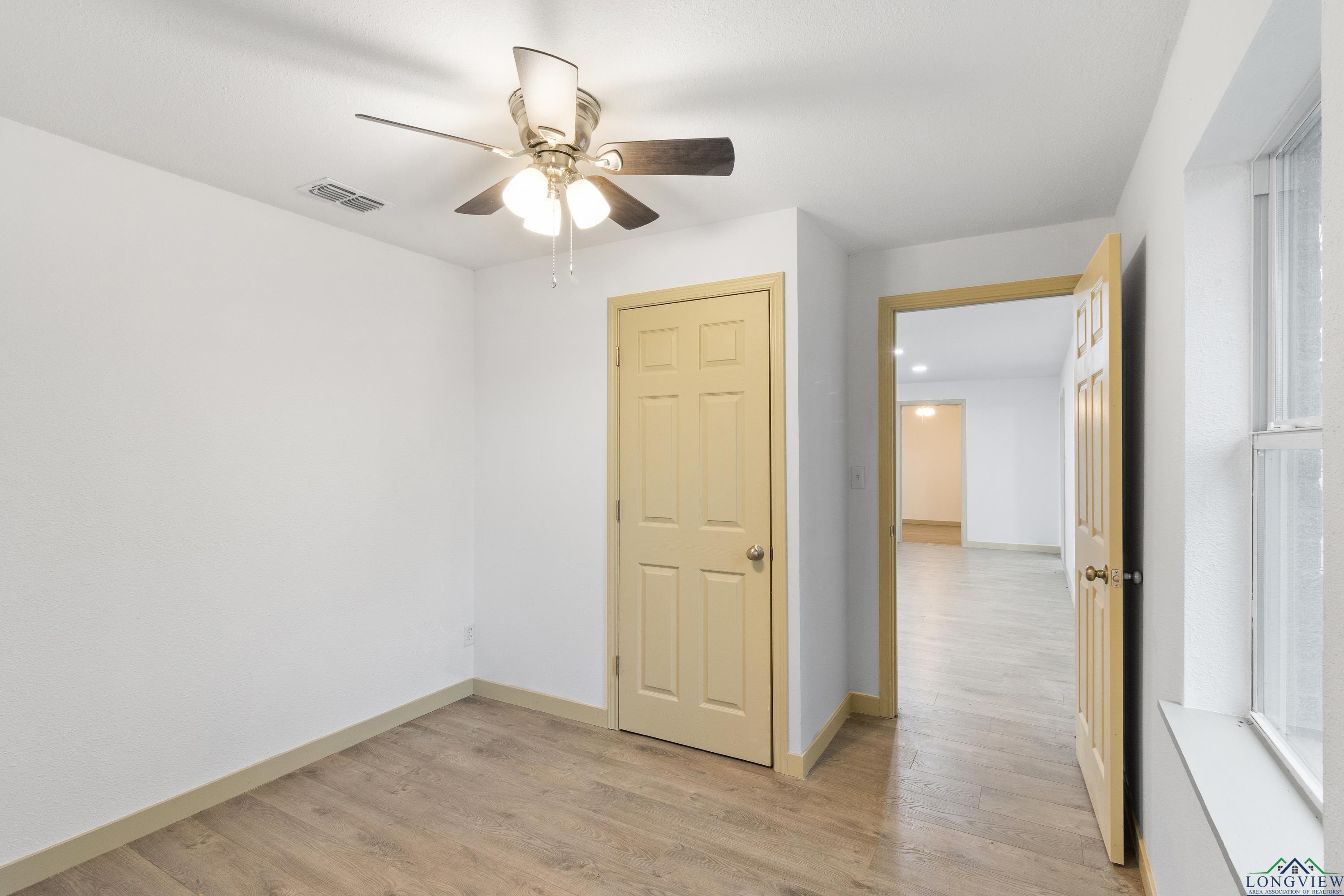 526 Mitchell Street, Winnsboro, Texas image 2