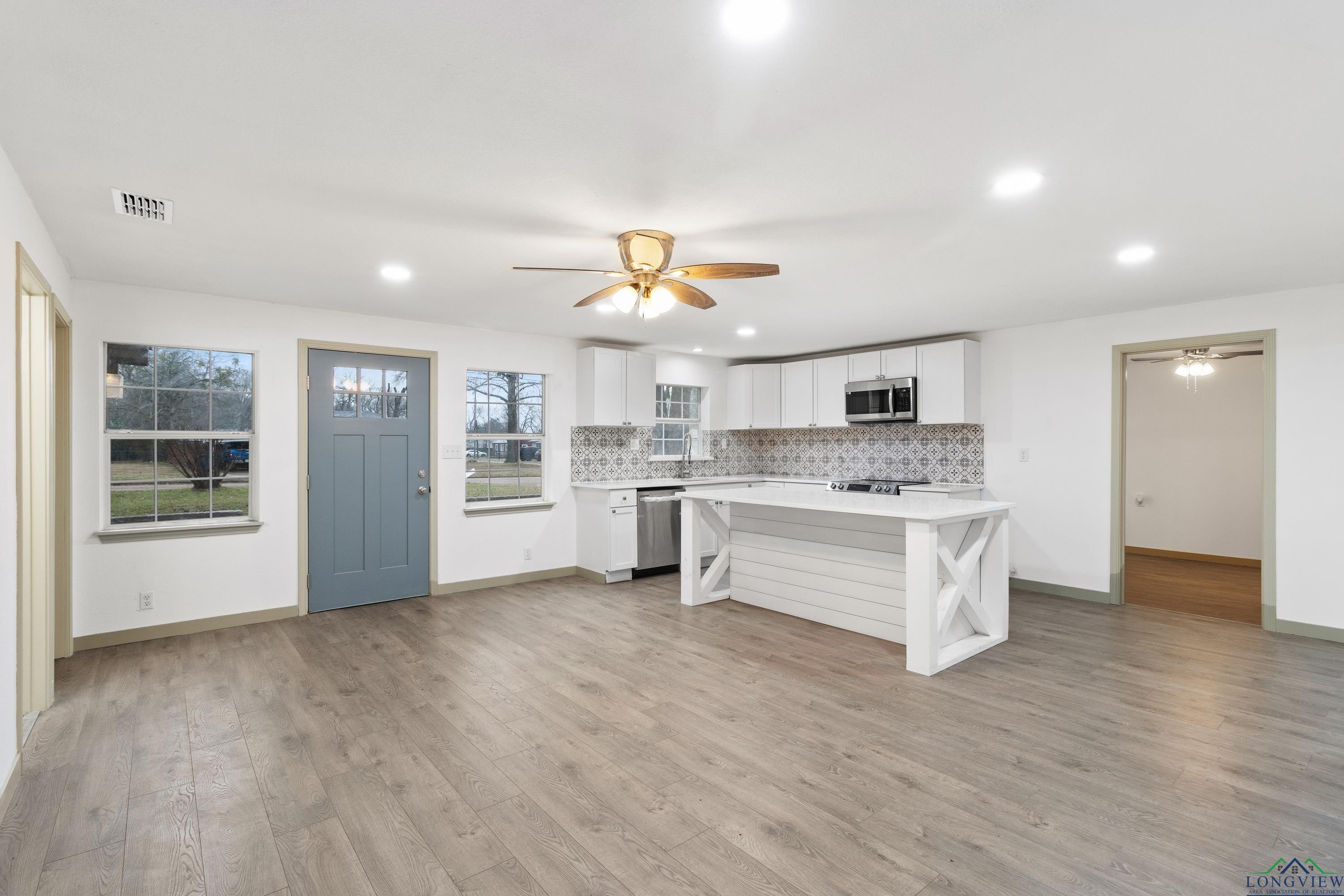 526 Mitchell Street, Winnsboro, Texas image 3