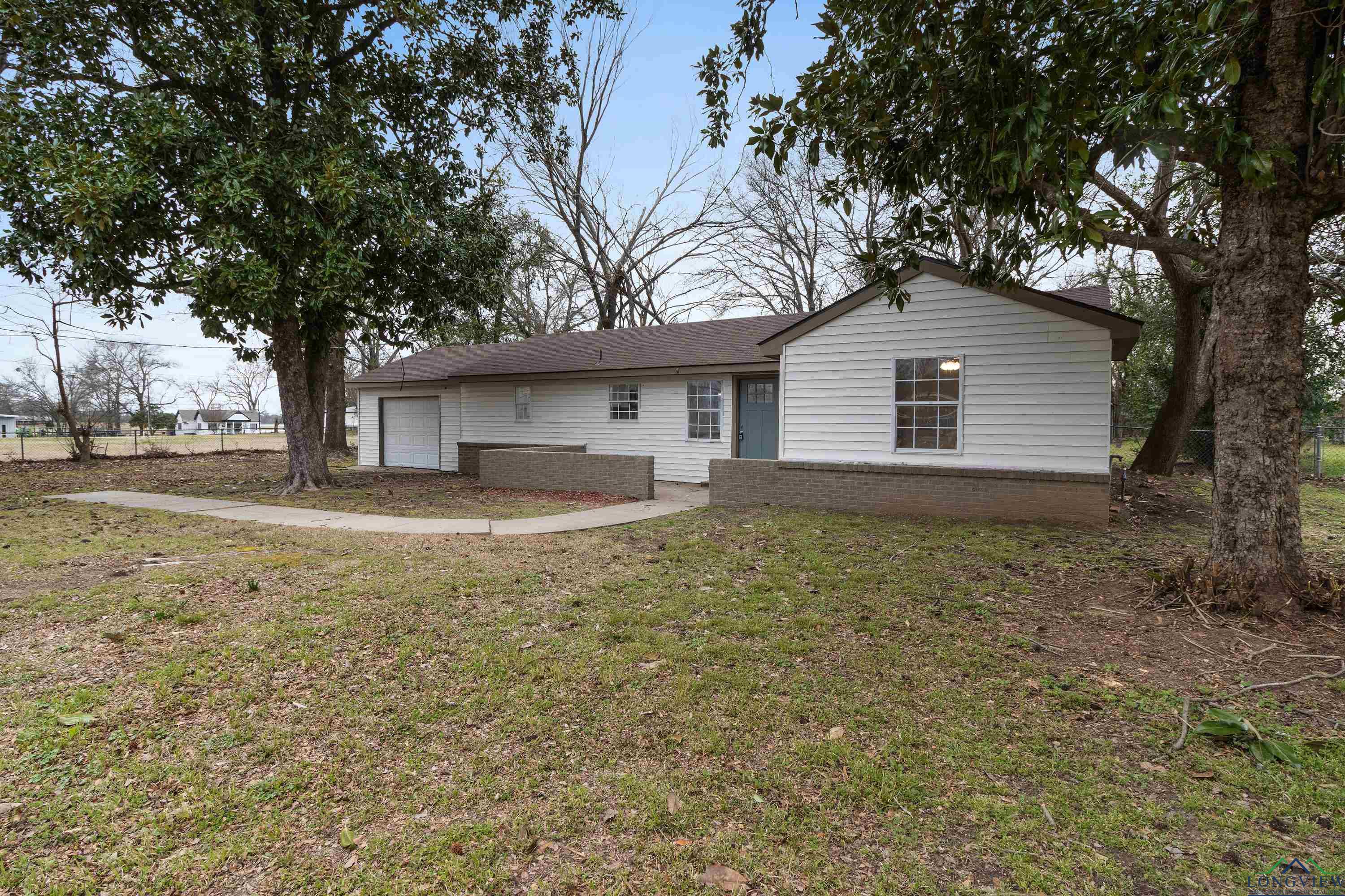 526 Mitchell Street, Winnsboro, Texas image 1