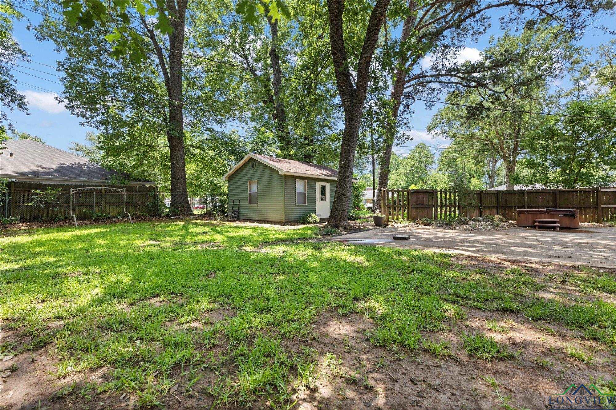 1800 Shady Lane, Longview, Texas image 39