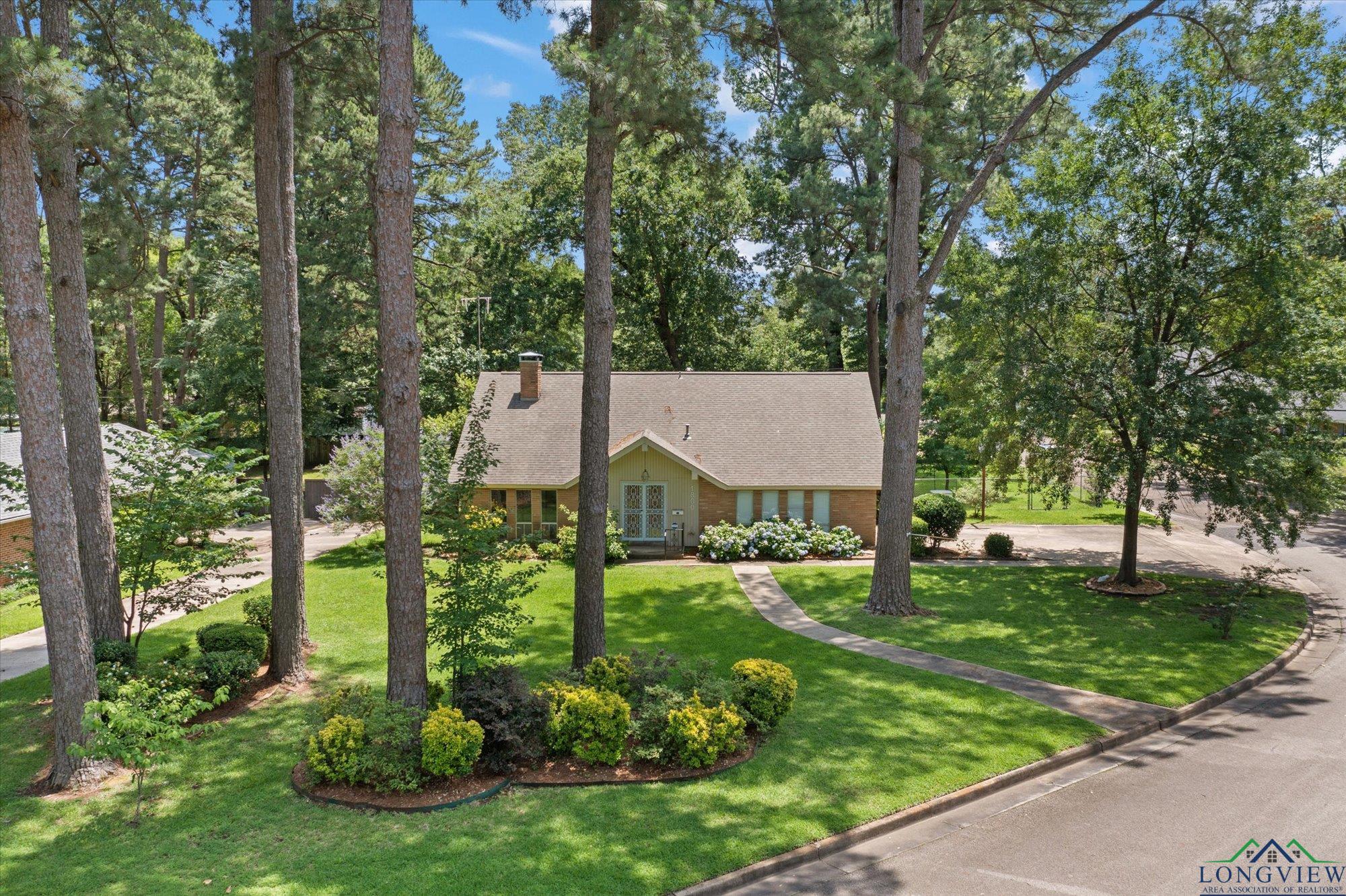 1800 Shady Lane, Longview, Texas image 1