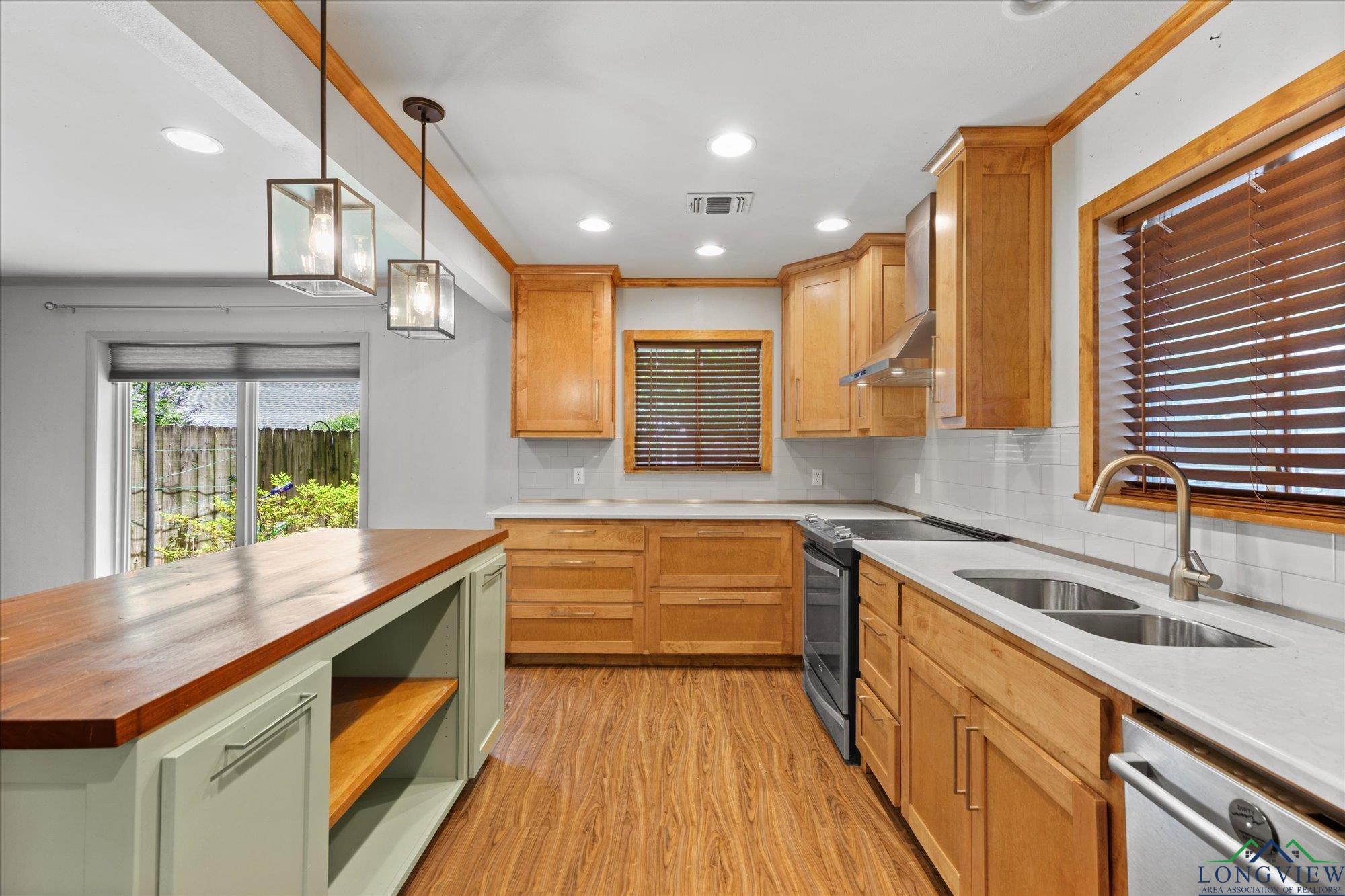 1800 Shady Lane, Longview, Texas image 18