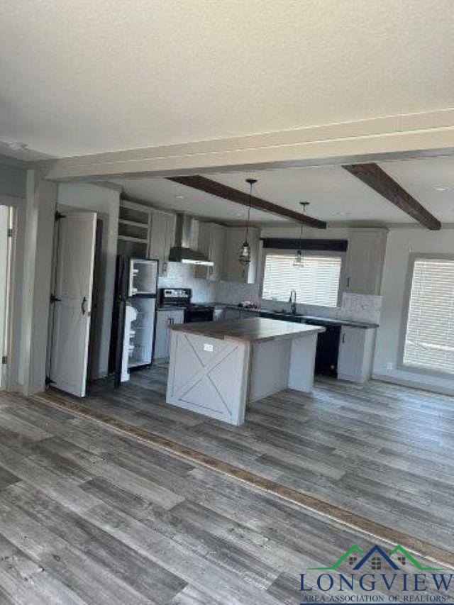 2212 Morningside Dr, Granbury, Texas image 2