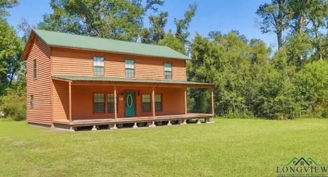 Homes For Sale - 113 Private Rd 7332<br/> Panola County, De Berry, TX 75639