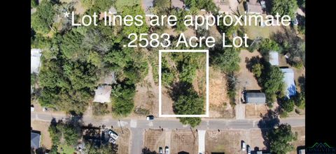 Vacant Land For Sale - 2812 Hendrcks St<br/> Gladewater, TX 75647