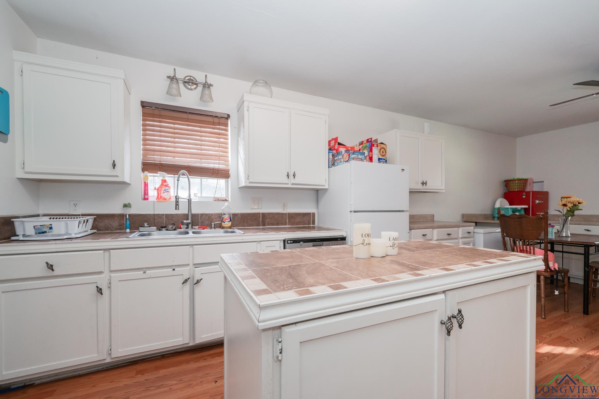 908 Camp Street, Kilgore, Texas image 10