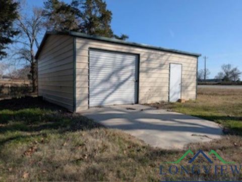 A home in Beckville