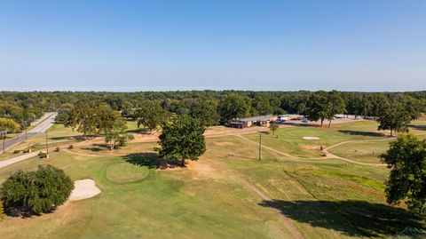 A home in Kilgore