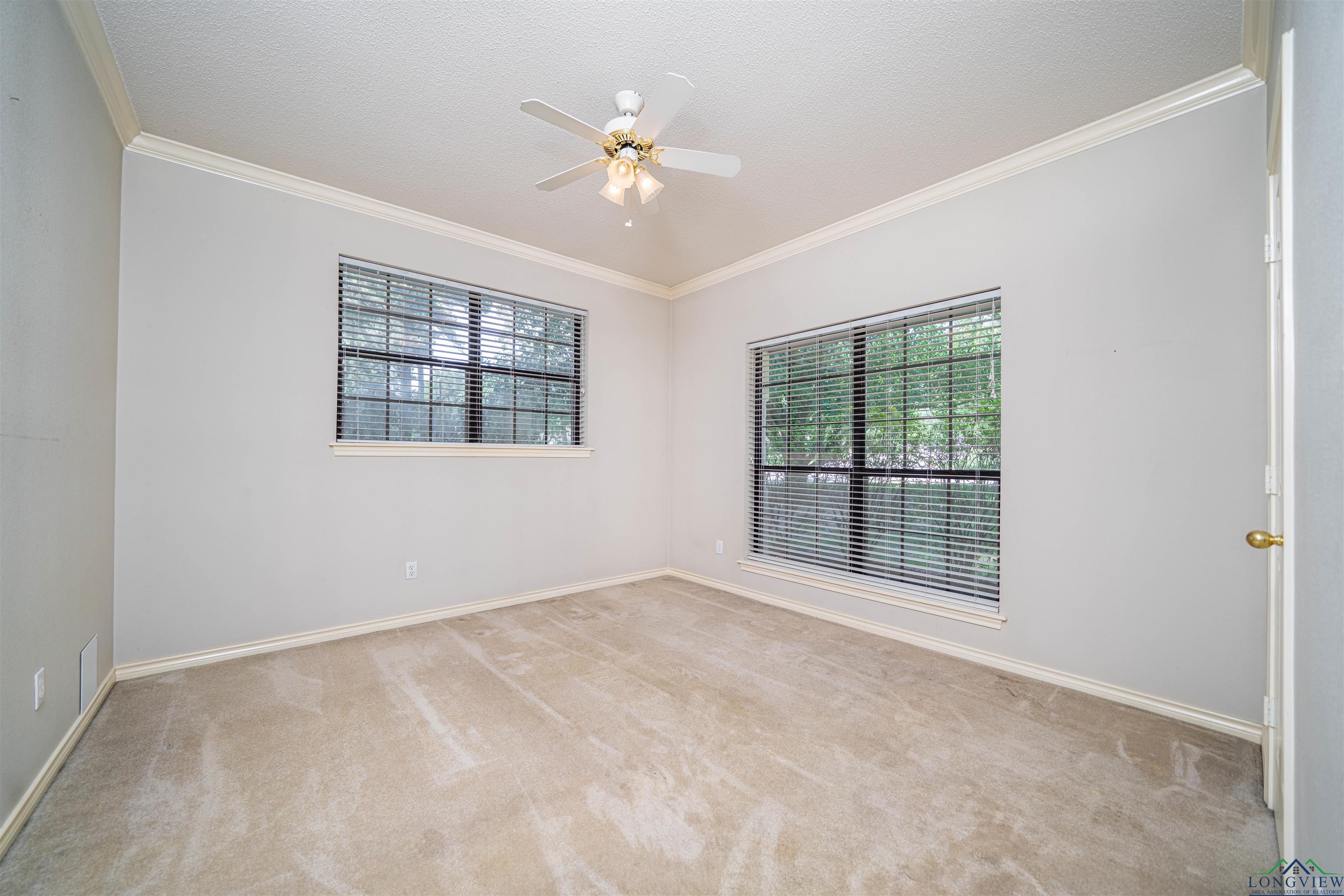 9211 Elm Tree Circle, Tyler, Texas image 18