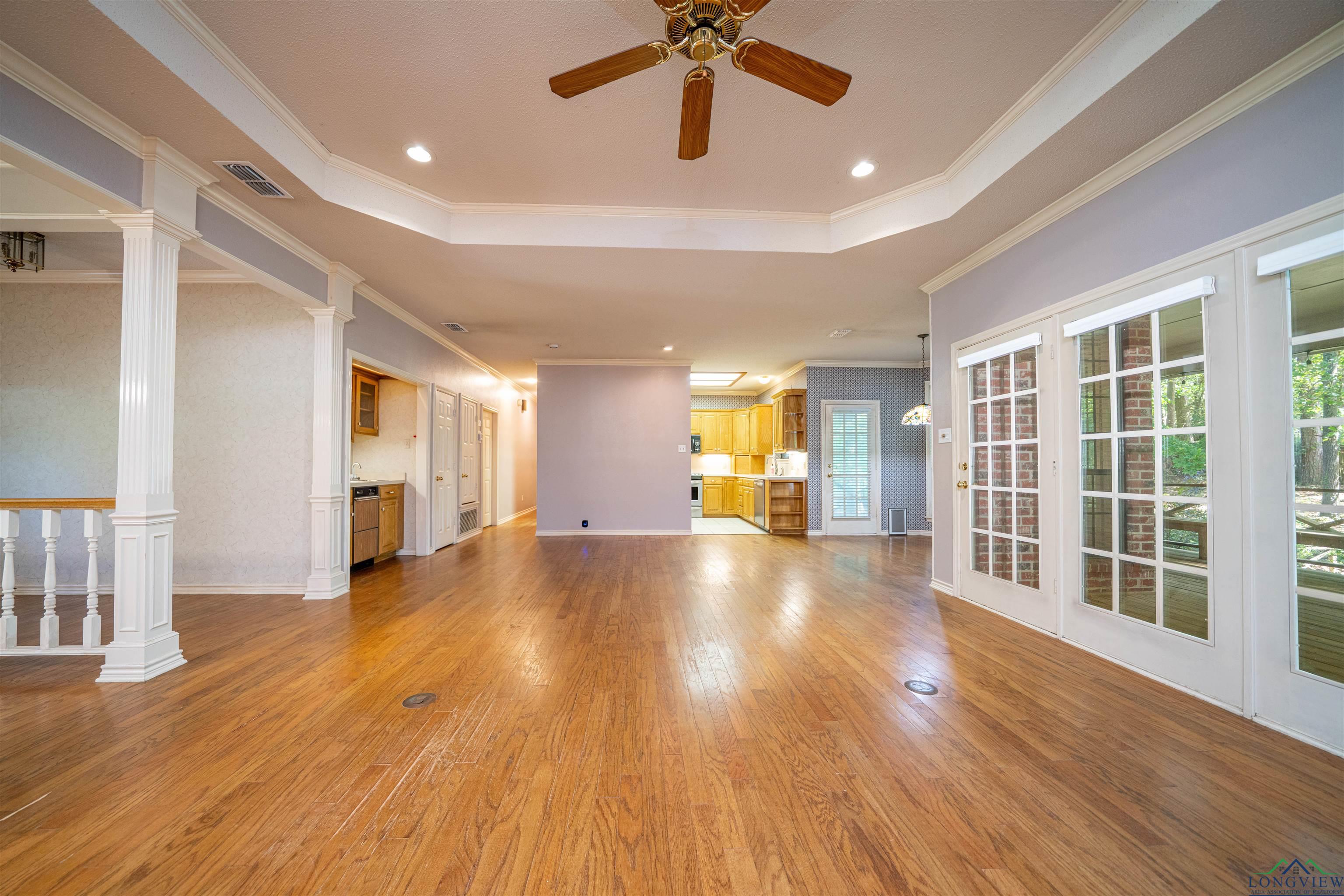9211 Elm Tree Circle, Tyler, Texas image 6