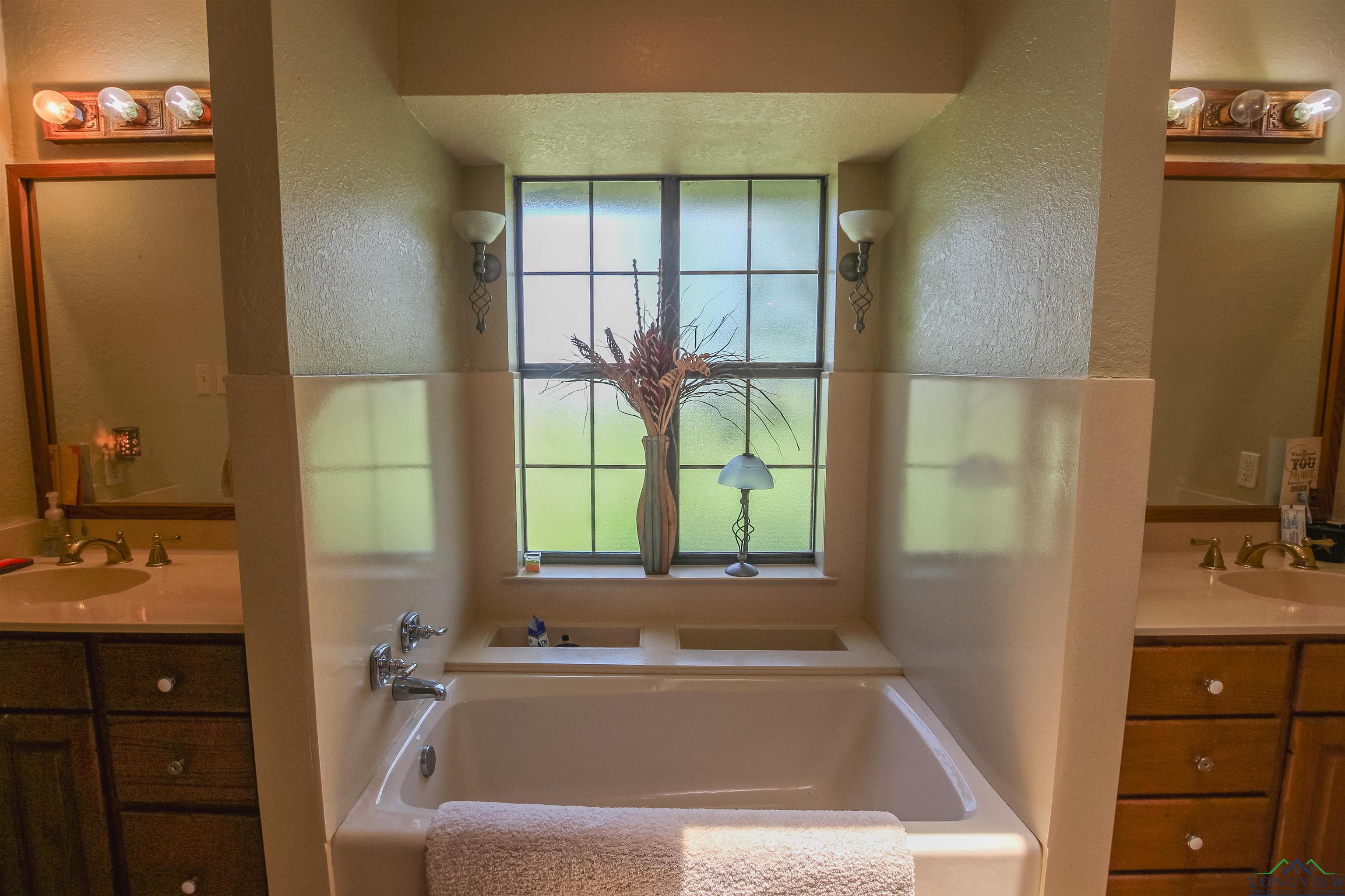 923 Cr 2650, Mineola, Texas image 17