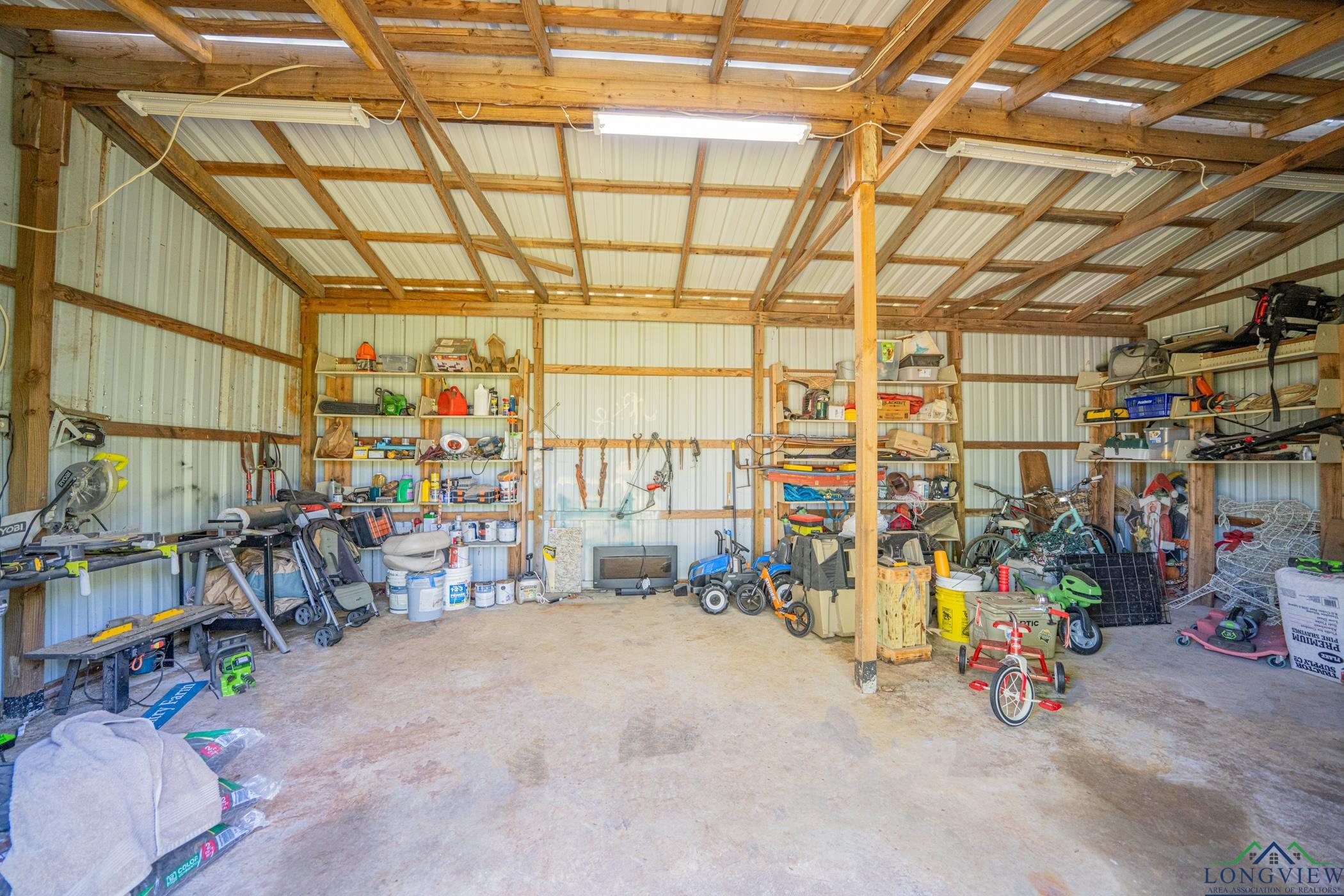 1219 E First St, Hughes Springs, Texas image 10