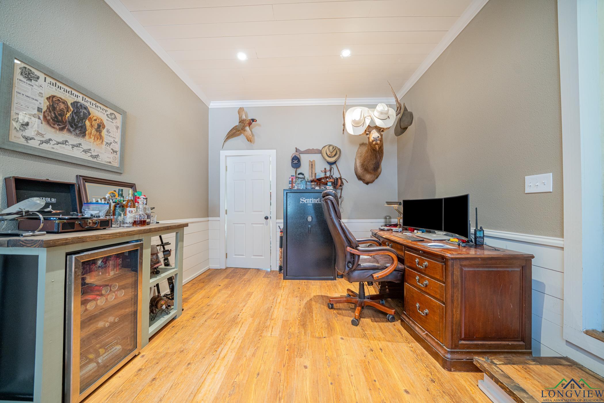 1219 E First St, Hughes Springs, Texas image 22