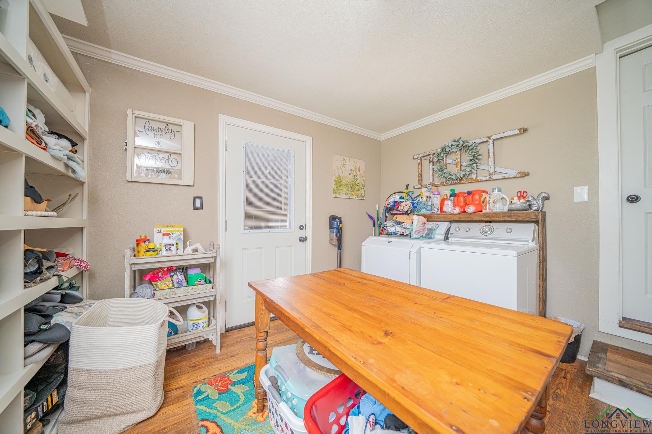 1219 E First St, Hughes Springs, Texas image 23