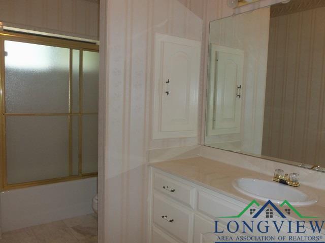 404 Moccasin Trail, Kilgore, Texas image 17