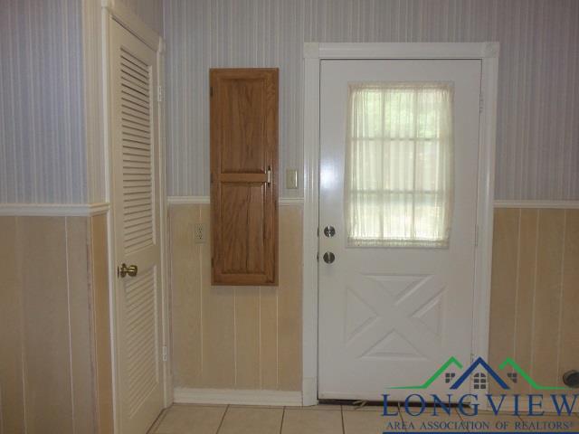 404 Moccasin Trail, Kilgore, Texas image 12