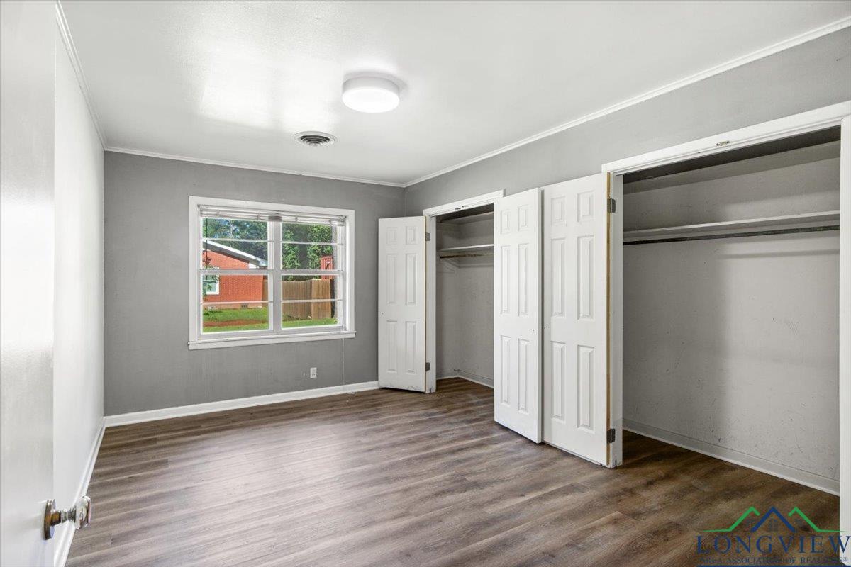 400 W Perry Pl, Carthage, Texas image 29
