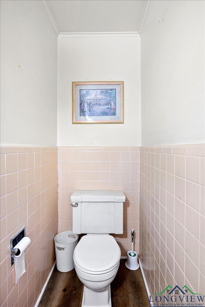 400 W Perry Pl, Carthage, Texas image 39