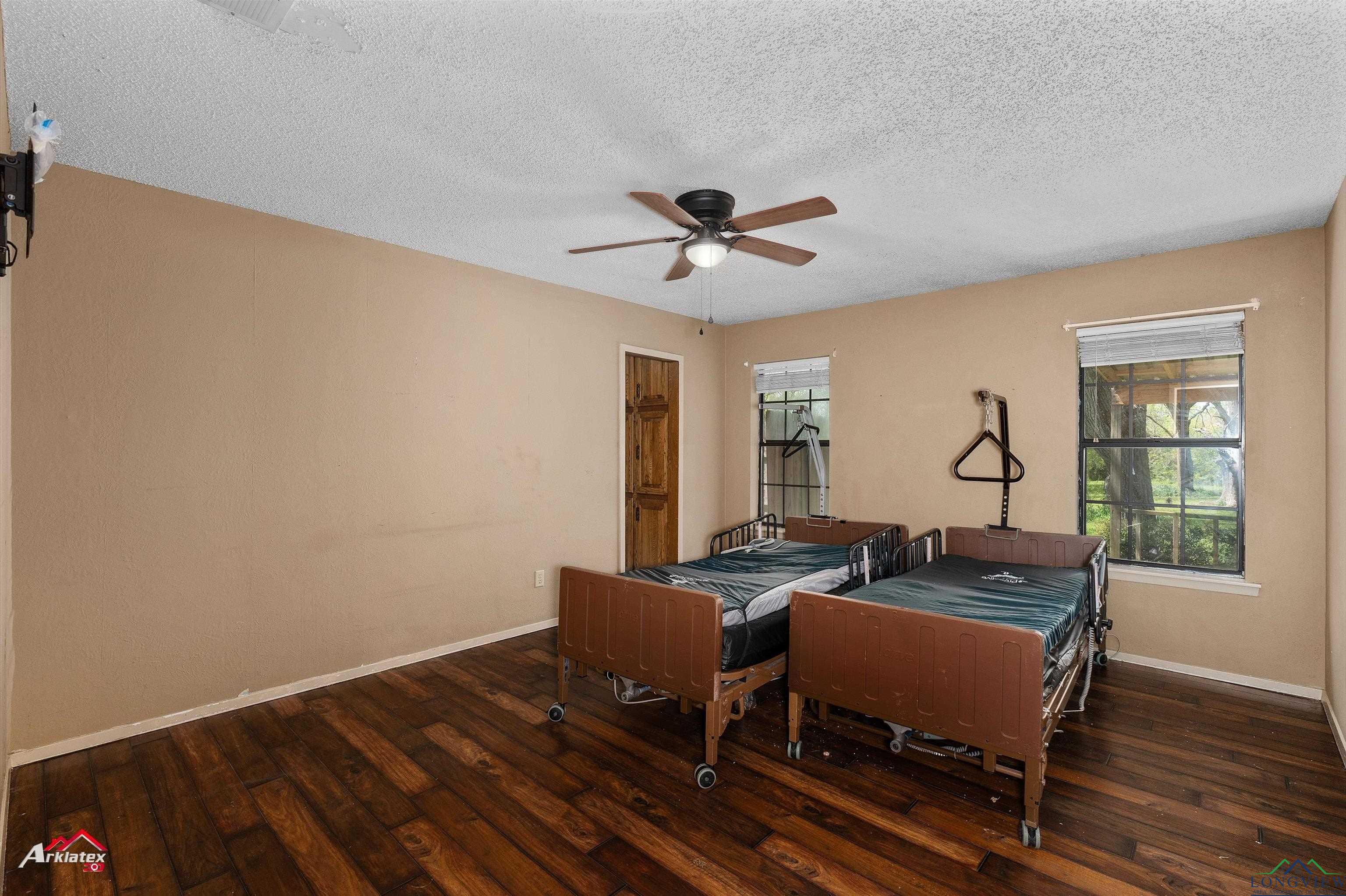 202 SE Ravenwood Dr, Henderson, Texas image 16