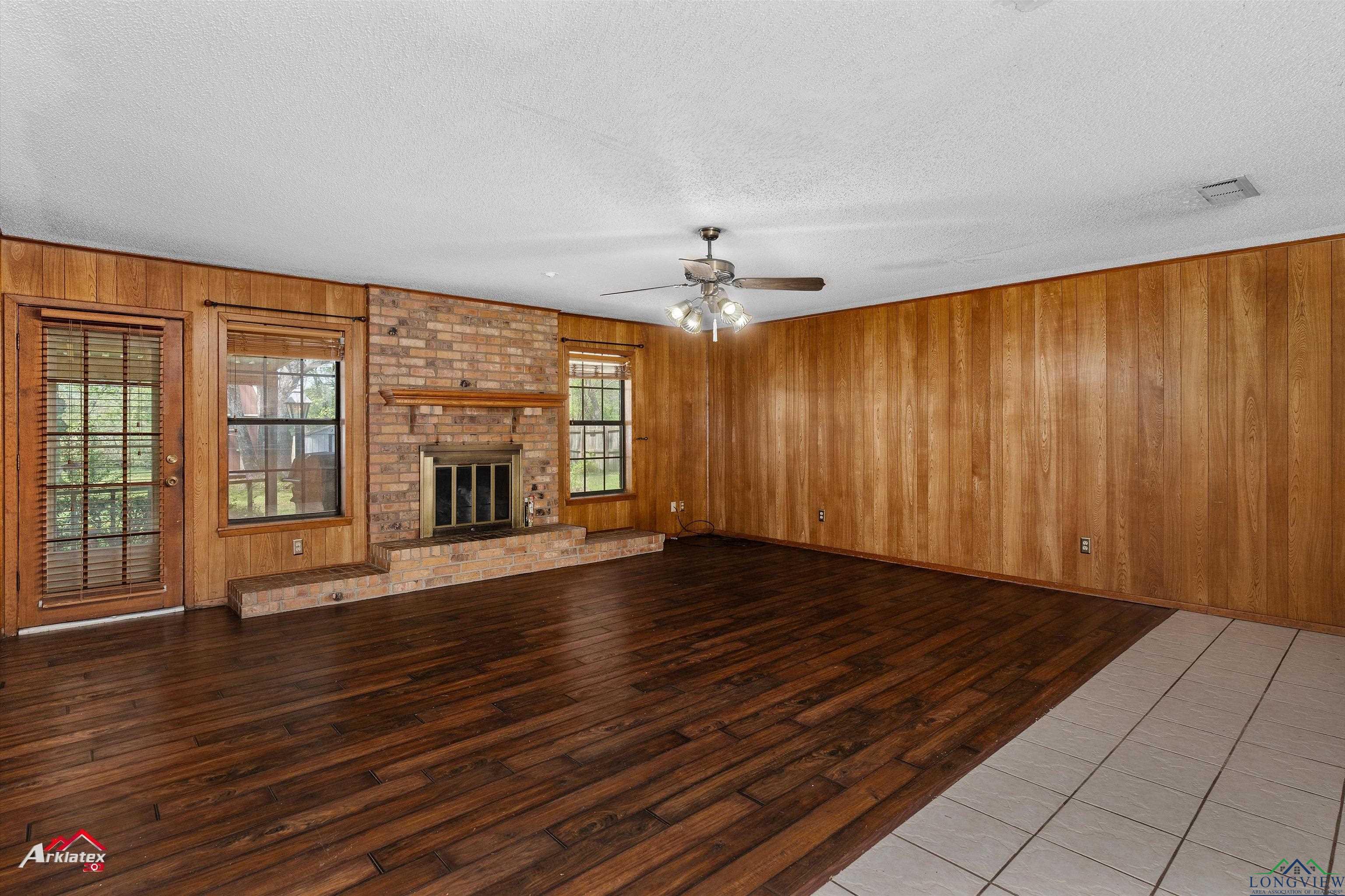 202 SE Ravenwood Dr, Henderson, Texas image 6