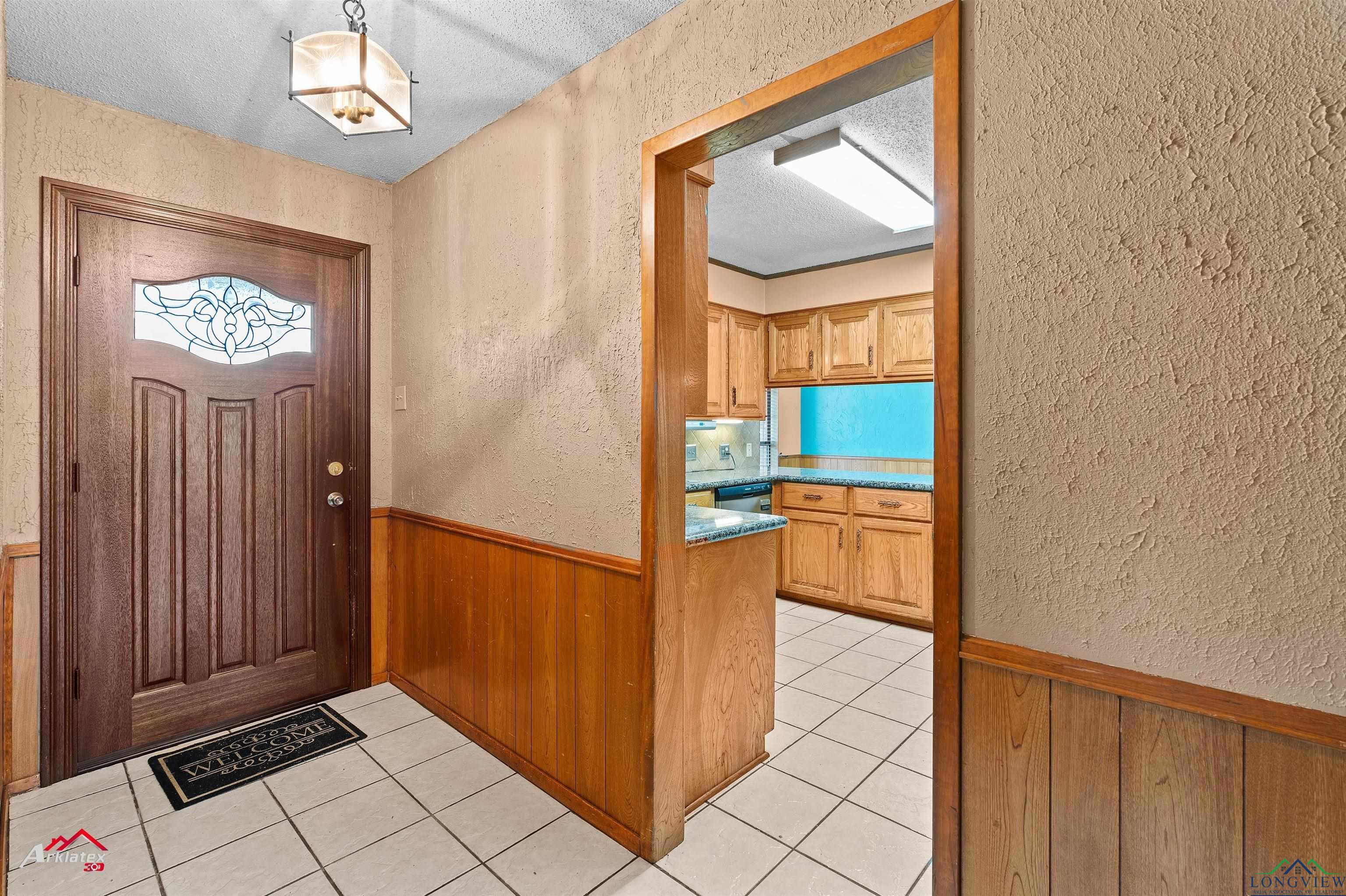 202 SE Ravenwood Dr, Henderson, Texas image 11