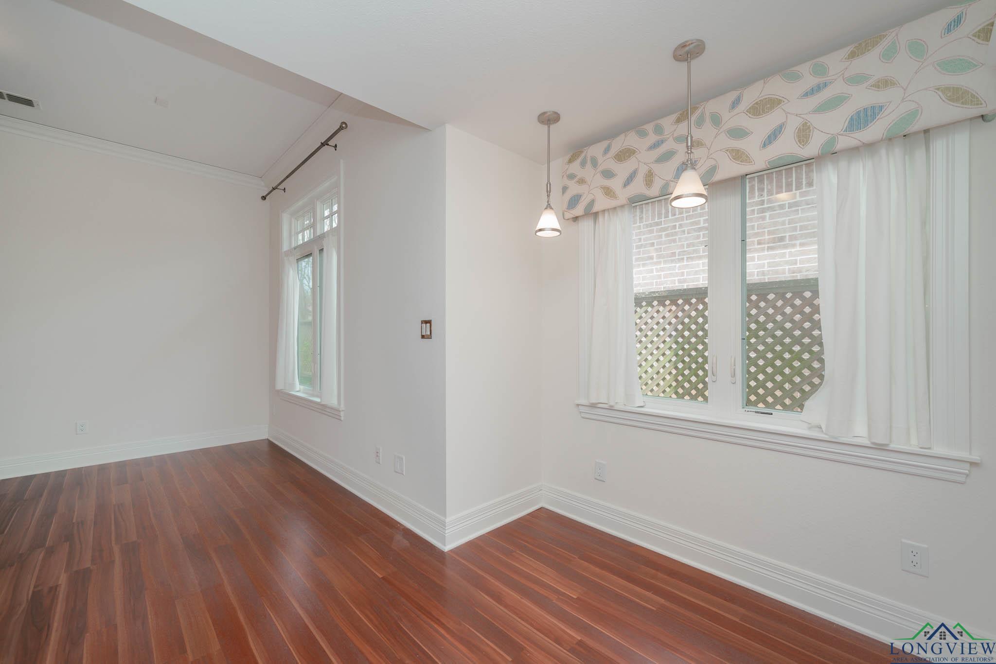 2202 E Robbinwood Lane, Longview, South Carolina image 18
