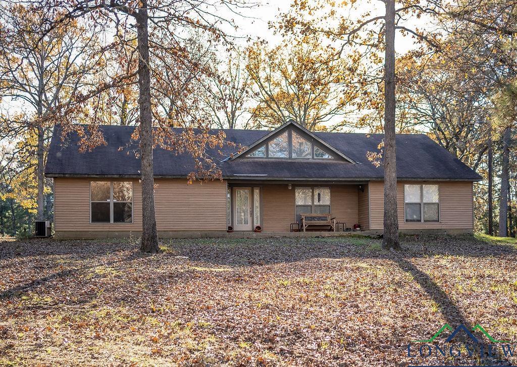 440 Connie Ln, Waskom, Texas image 2