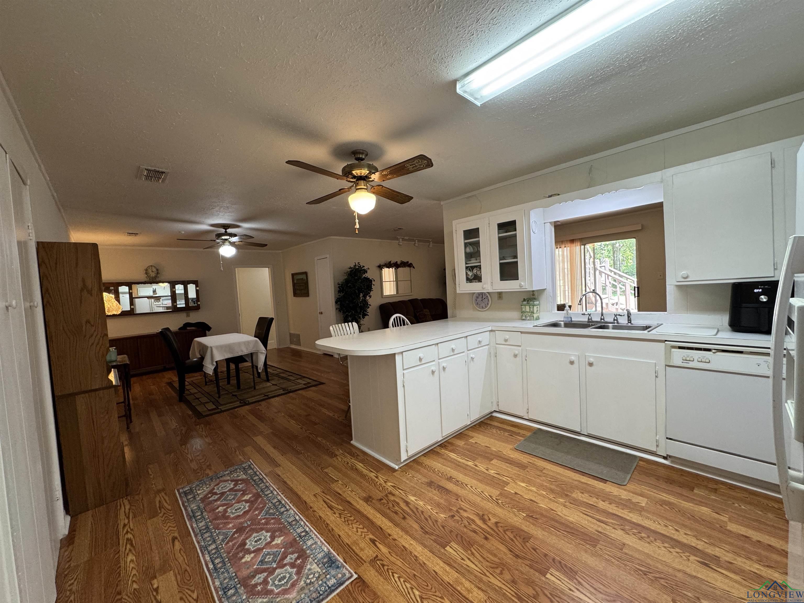 385 Connie Lane, Waskom, Texas image 9