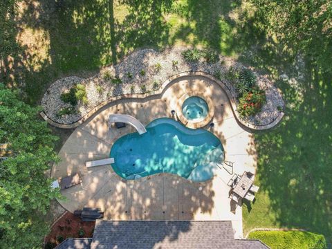 A home in Gladewater