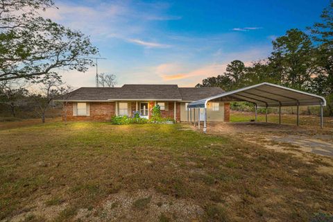 A home in Gilmer