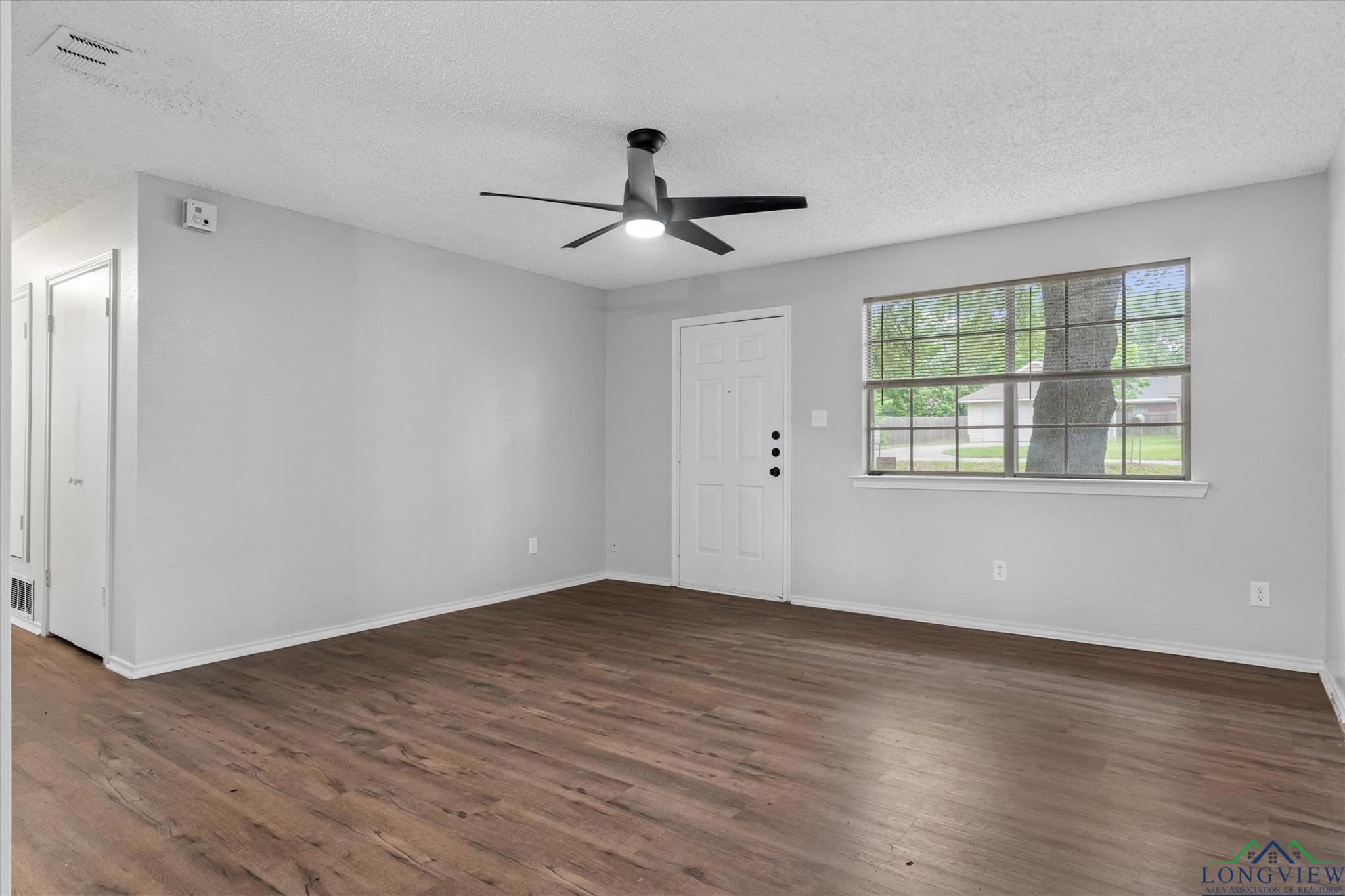 204 Half Street, Lindale, Texas image 5