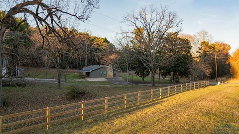 A home in New Diana