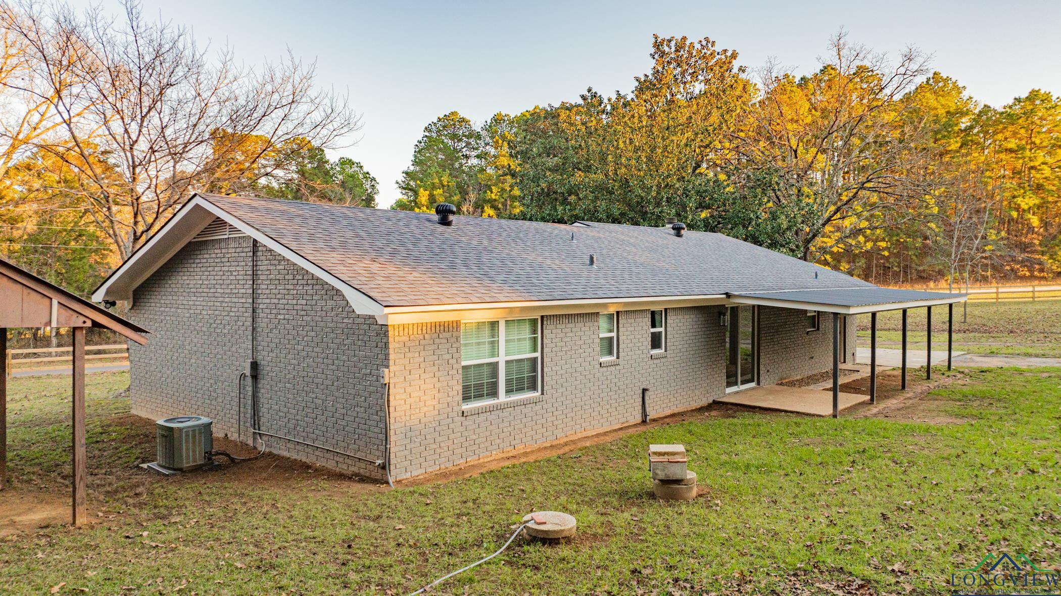 1561 Wendy Rd, New Diana, California image 31