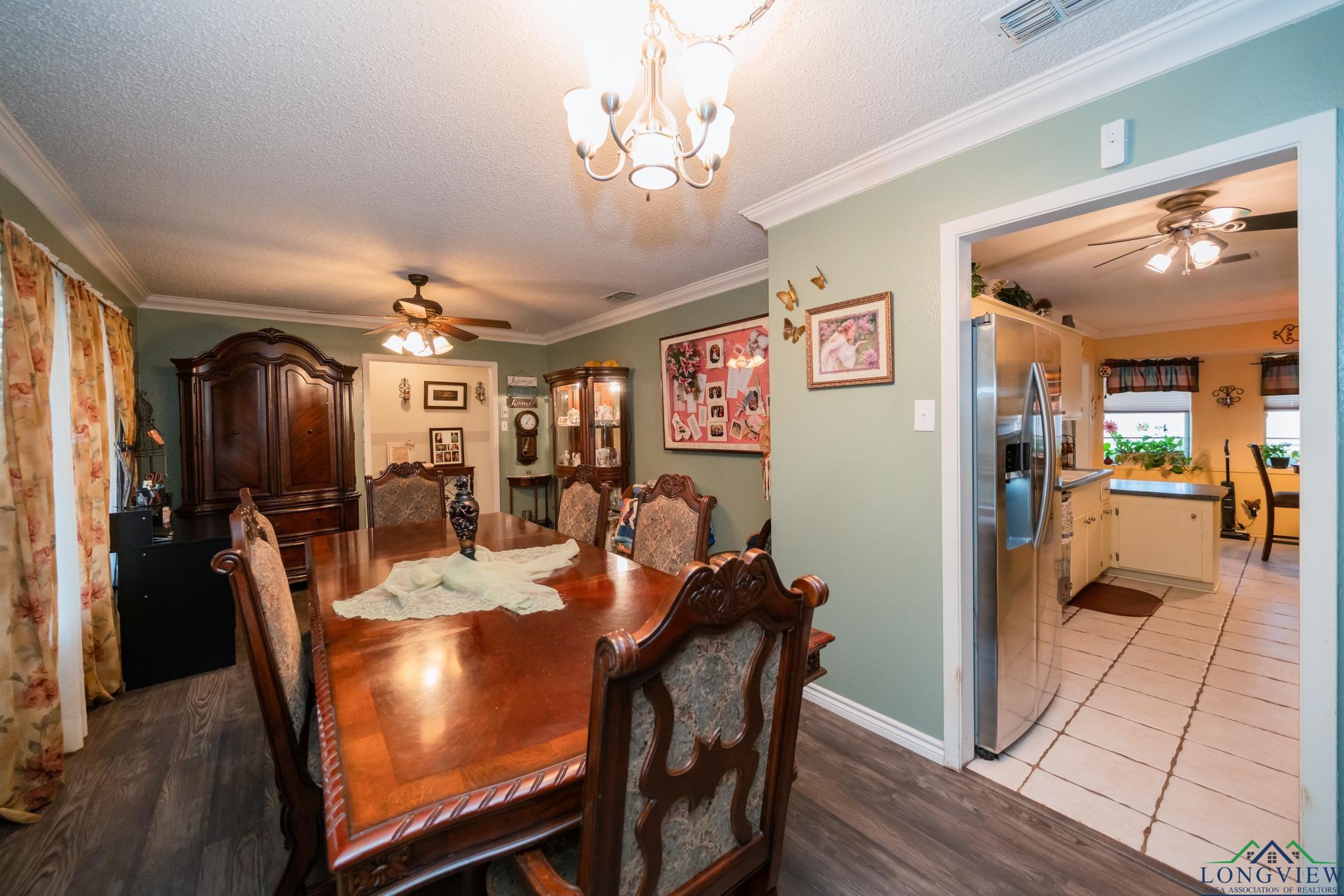 219 N Wooded Trail, Longview, Texas image 9