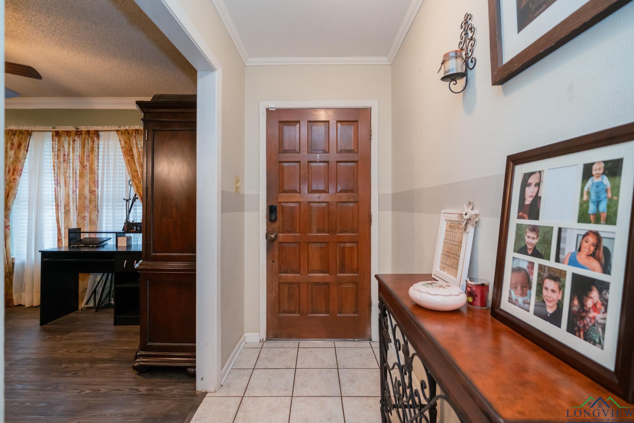 219 N Wooded Trail, Longview, Texas image 6