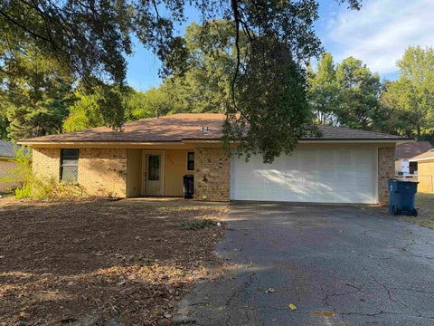 Homes For Sale - 2509 Cedarcrest Dr<br/> Harrison County, Marshall, TX 75672