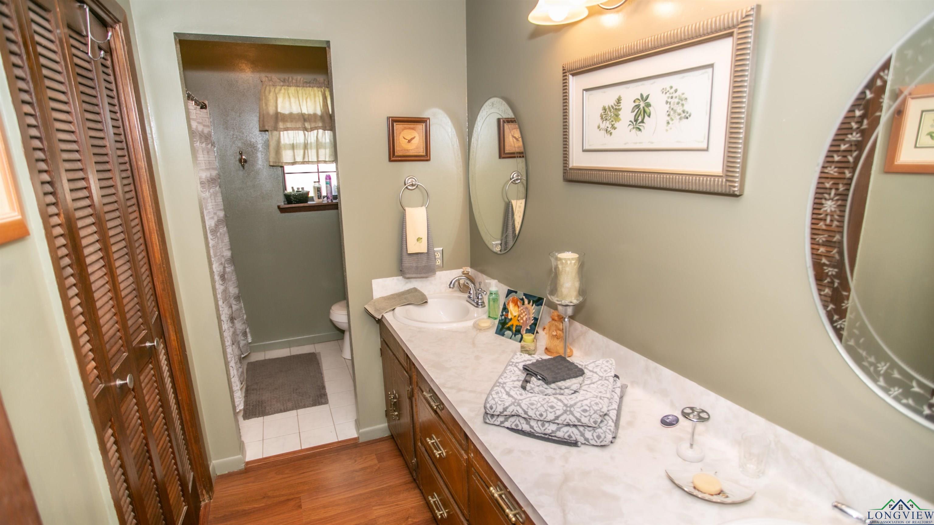 242 W Victoria Woods St, Waskom, Texas image 11