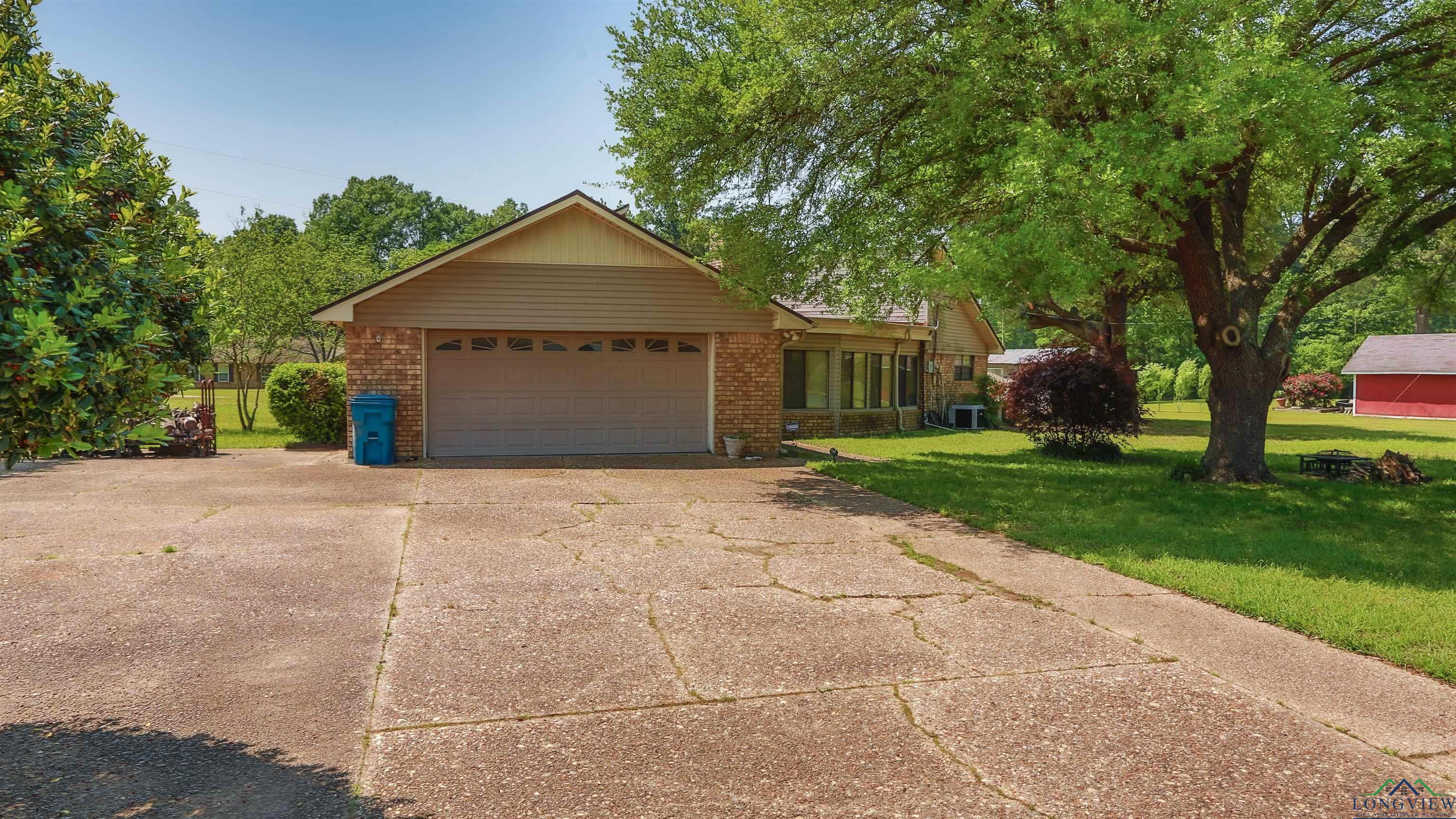 242 W Victoria Woods St, Waskom, Texas image 18