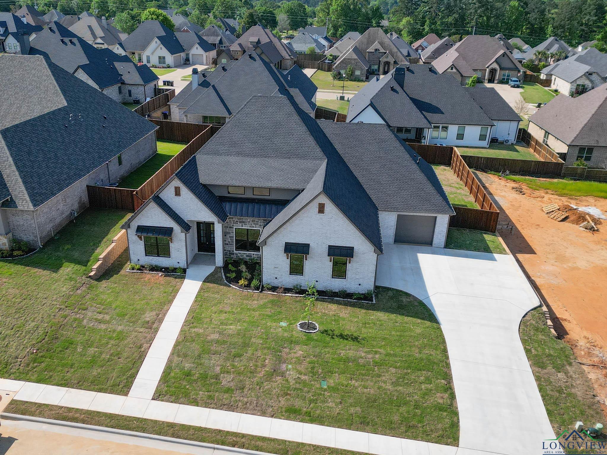 3927 Hidden Hills Cir, Longview, Texas image 1
