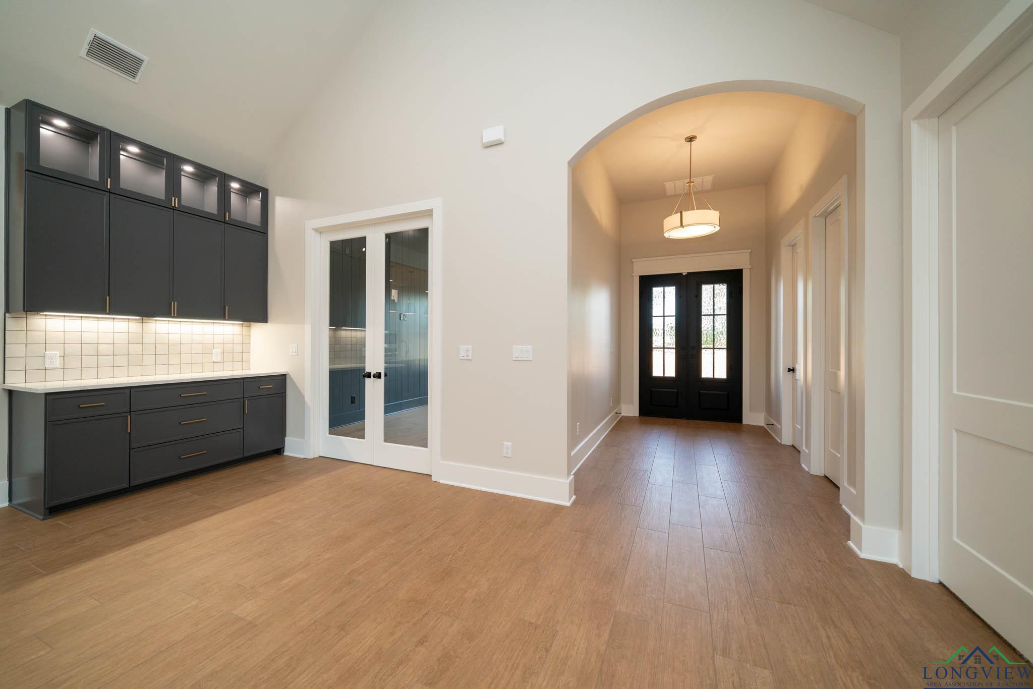 3927 Hidden Hills Cir, Longview, Texas image 11