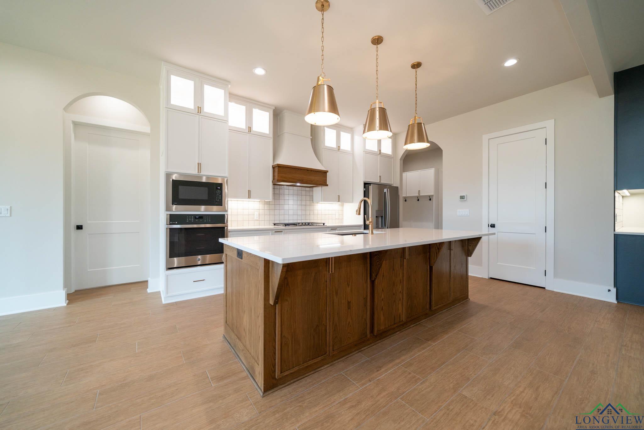 3927 Hidden Hills Cir, Longview, Texas image 14