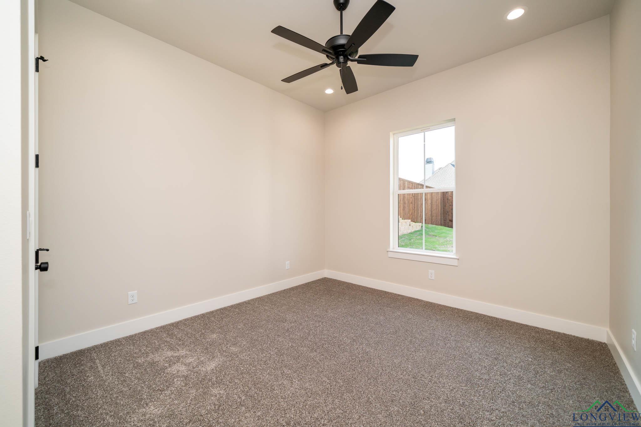 3927 Hidden Hills Cir, Longview, Texas image 32