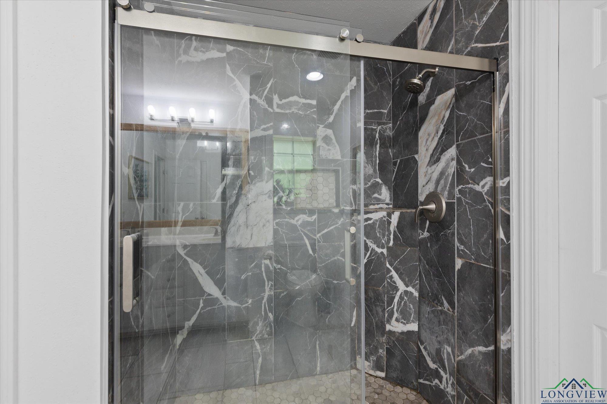 908 Victoria Dr, Longview, Texas image 30