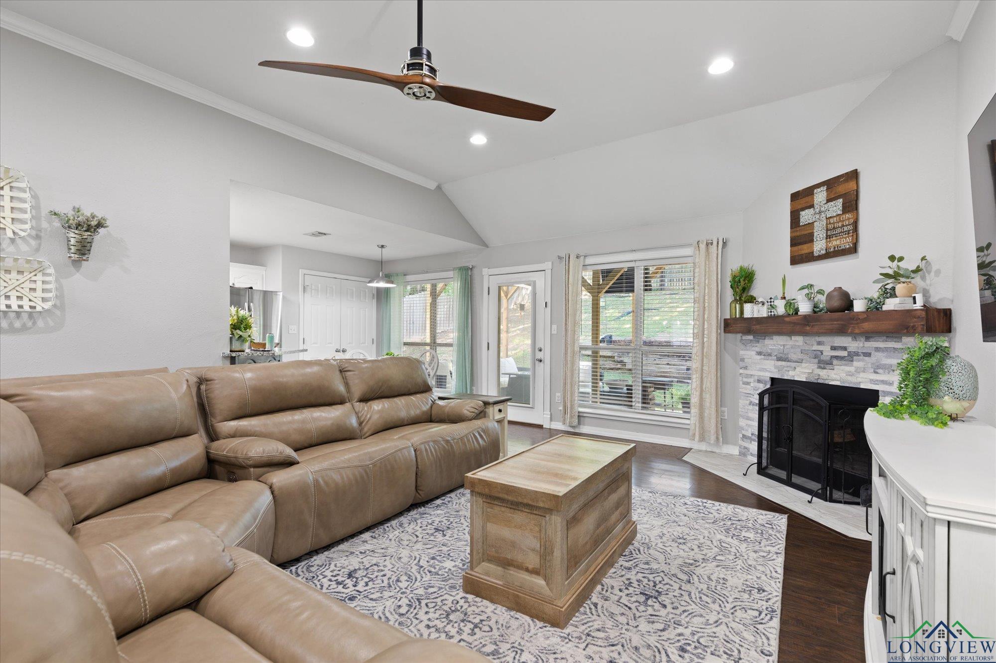 908 Victoria Dr, Longview, Texas image 13