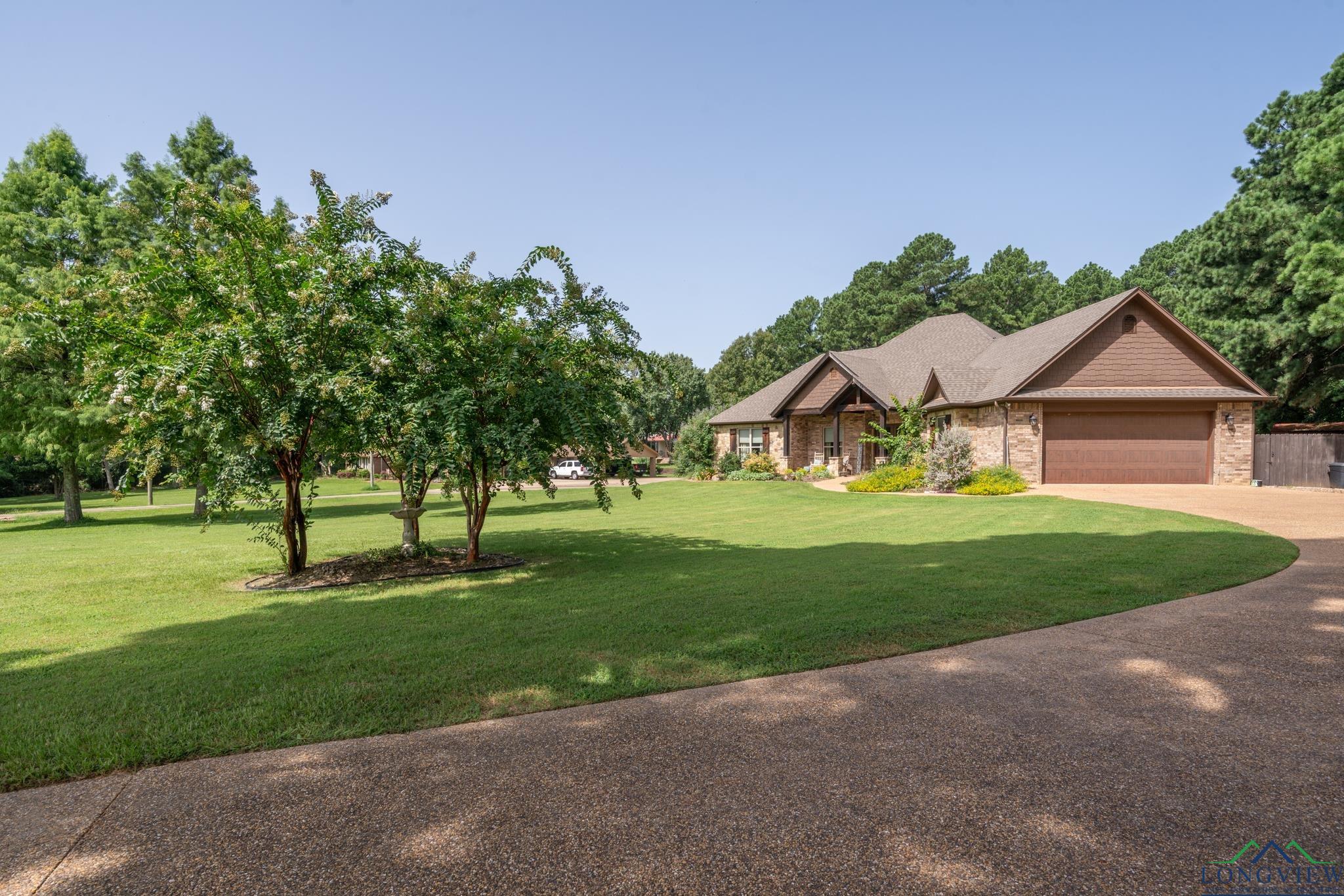 829 Lansing Ln, Longview, Texas image 1