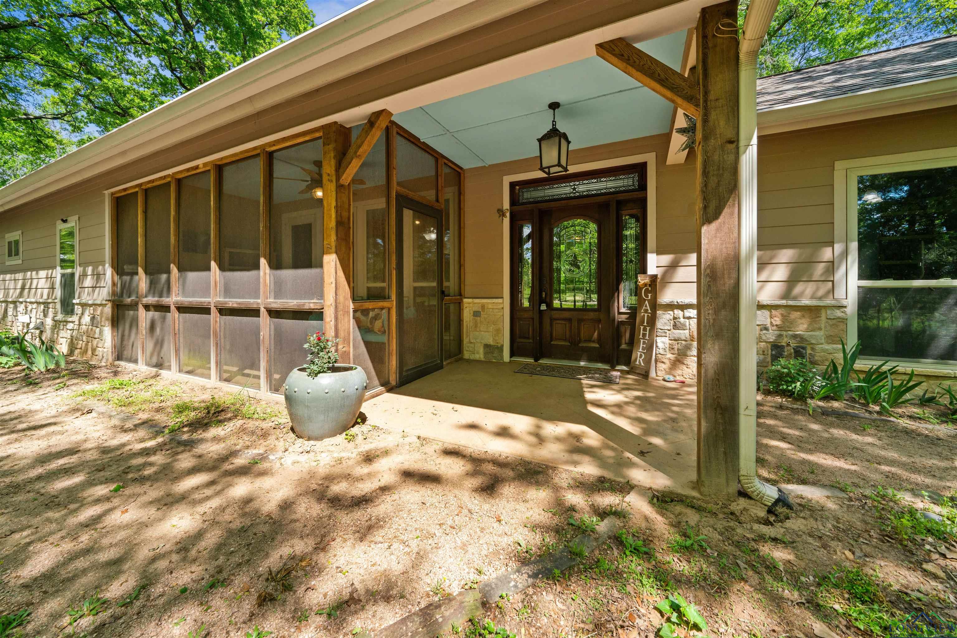 265 C R 2668 (2 Homes), Mineola, Texas image 4