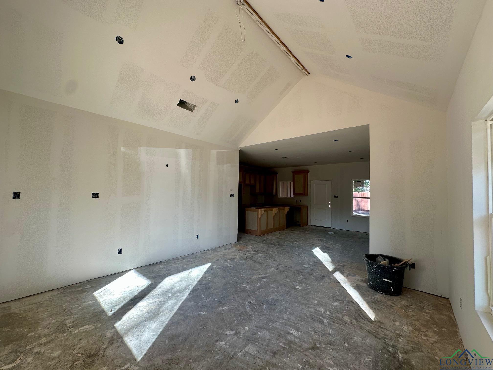 107 Tuttle Rd, White Oak, Texas image 4