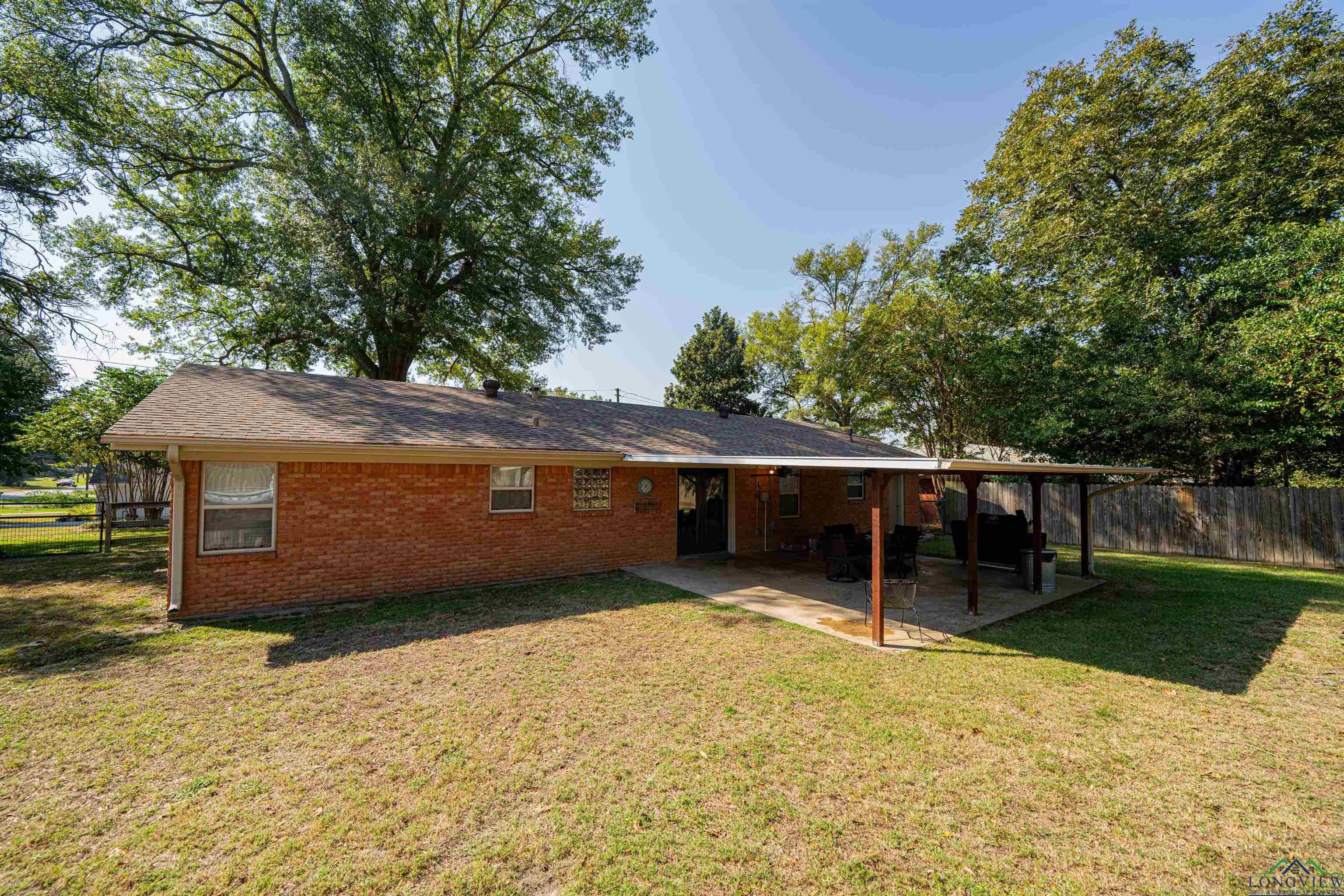 203 W Woodrow St, White Oak, Texas image 22