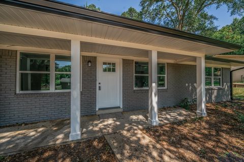 A home in White Oak