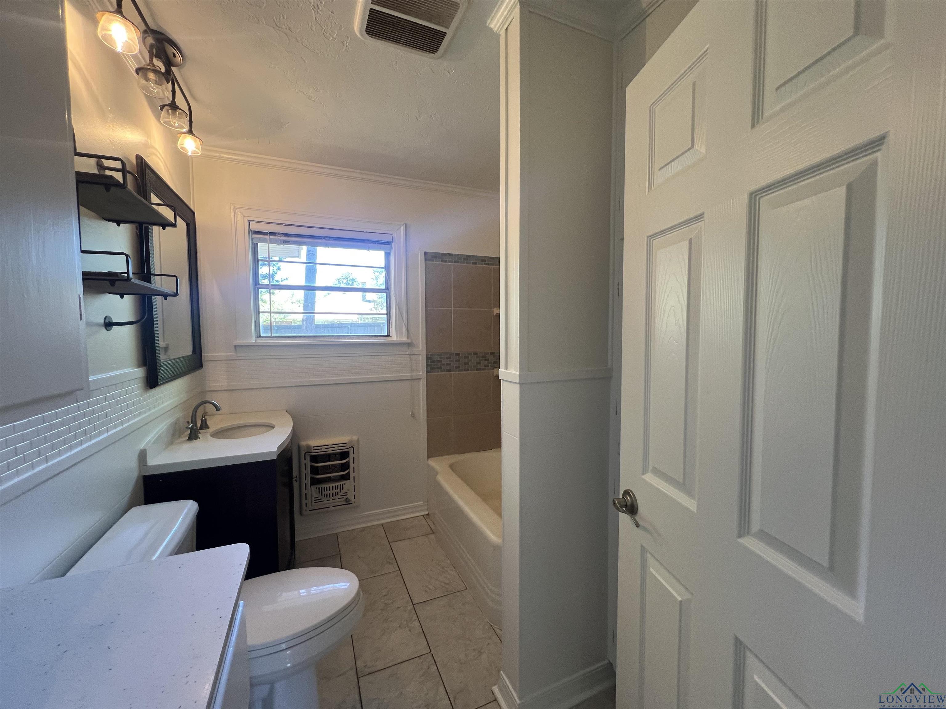 1107 Hackberry Ave, Gladewater, Texas image 19